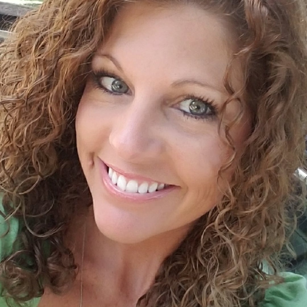 Meet your Posher, Lois